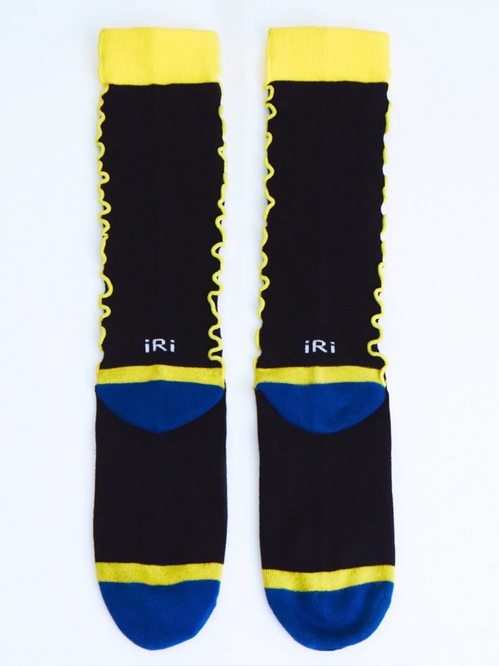 iRi WIGGLE BLACKBERRY KNEE SOCKS